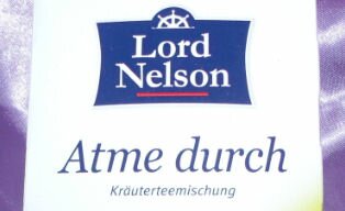 Lord Nelson Atme durch